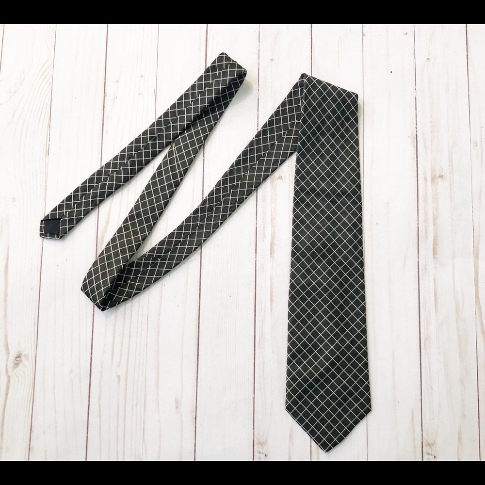 Brooks Brothers Silk Black White Tie